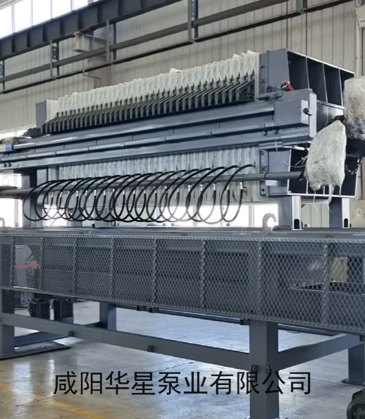 自動廂式隔膜壓濾機 含泥餅輸送設備和壓濾機操作平臺 自動廂式隔膜壓濾機 含泥餅輸送設備和壓濾機操作平臺